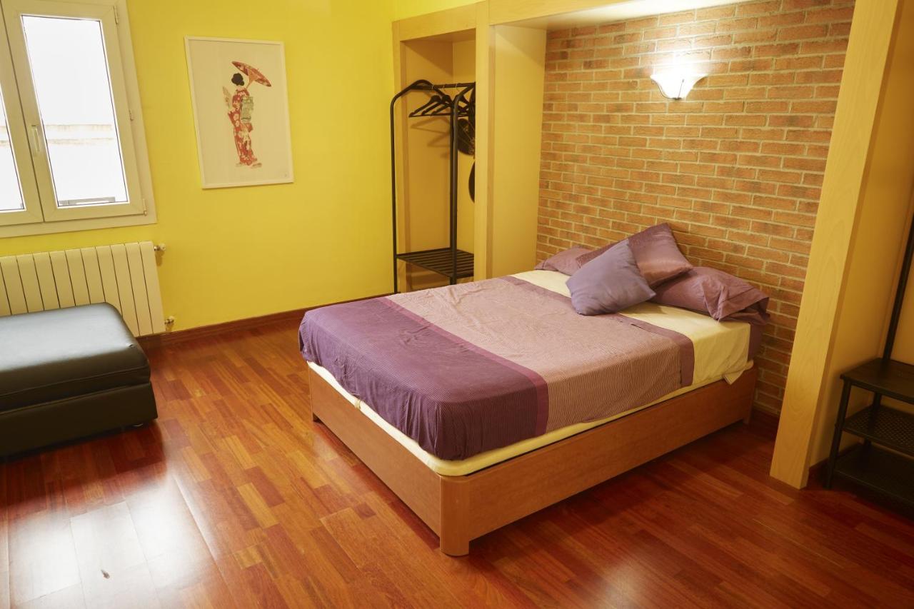 La Casa De La Biblioteca Apartment Camprodon Luaran gambar